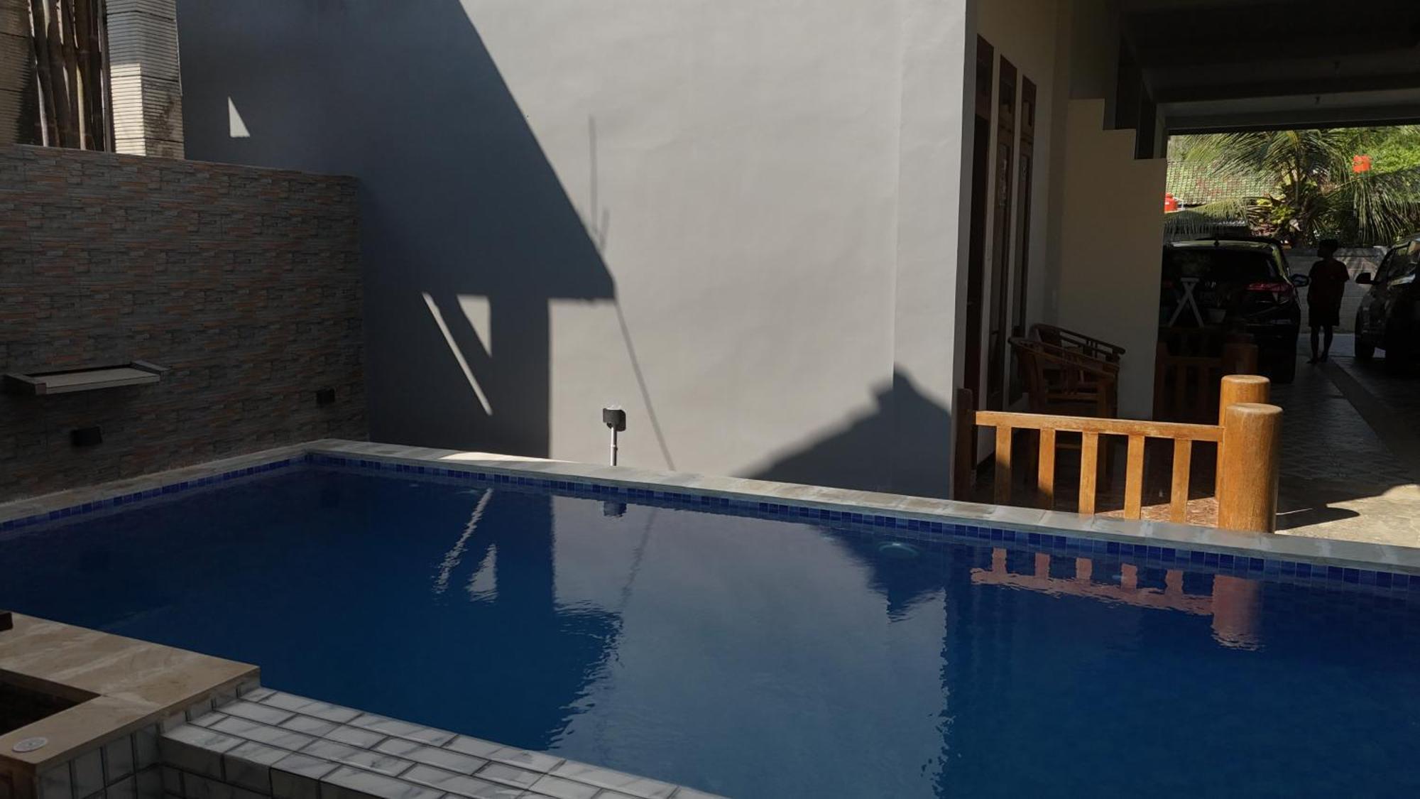 Arrys Watukarung Surfcamp Hotel Kalak Bagian luar foto