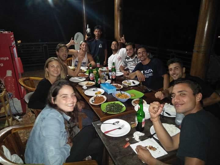 Arrys Watukarung Surfcamp Hotel Kalak Bagian luar foto