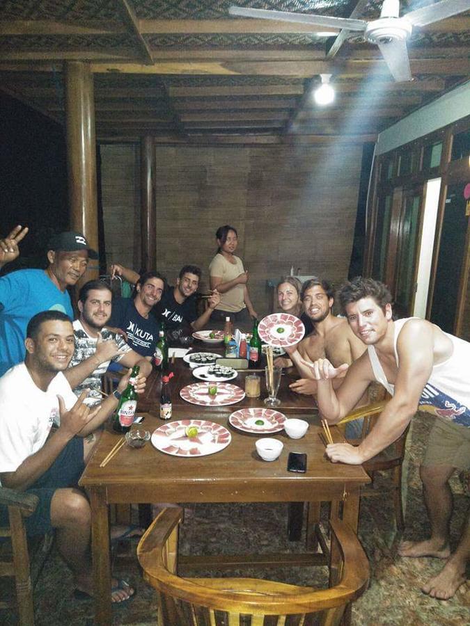 Arrys Watukarung Surfcamp Hotel Kalak Bagian luar foto