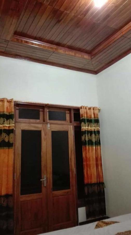 Arrys Watukarung Surfcamp Hotel Kalak Bagian luar foto